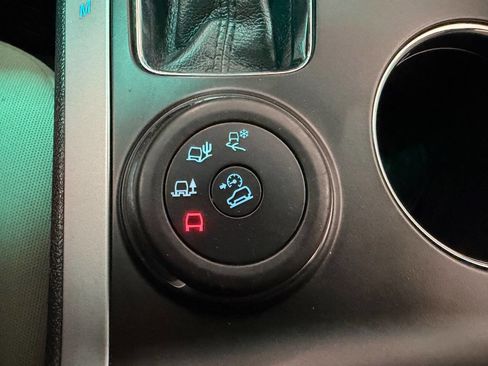 Used 2014 Ford Explorer XLT w/ Equipment Group 201A image 25