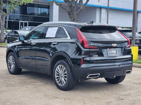 Used 2025 Cadillac XT4 Premium Luxury FWD image 5