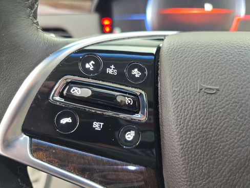 Used 2013 Cadillac XTS Platinum image 16