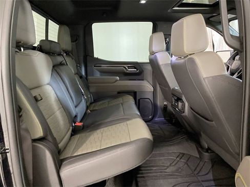 Used 2023 Chevrolet Silverado 1500 ZR2 w/ Technology Package image 31