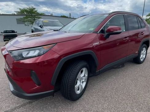 Used 2020 Toyota RAV4 LE AWD/4WD image 6