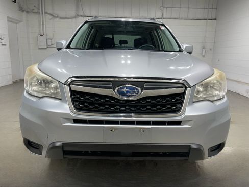 Used 2015 Subaru Forester 2.5i Premium w/ All-Weather Package AWD/4WD image 2