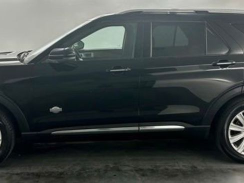 Used 2022 Ford Explorer King Ranch w/ Technology Package RWD image 6