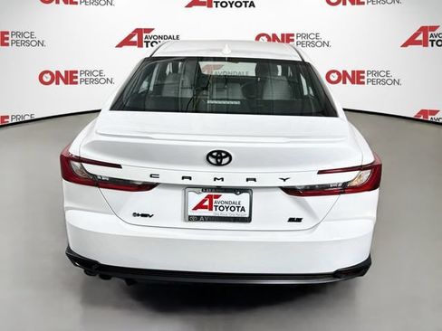 Used 2026 Toyota Camry SE w/ Convenience Package FWD image 6