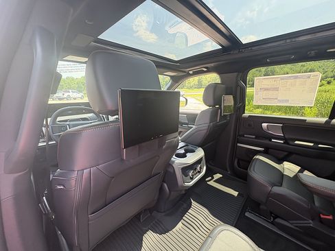 New 2027 Ford Expedition Tremor w/ Driver's Package AWD/4WD image 19