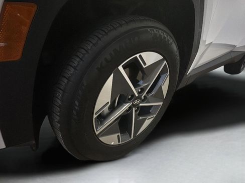 Certified 2025 Hyundai Tucson SEL image 4