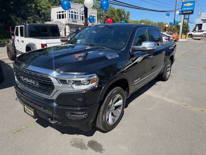 Used 2022 RAM 1500 Limited w/ Body-Colour Bumper Group