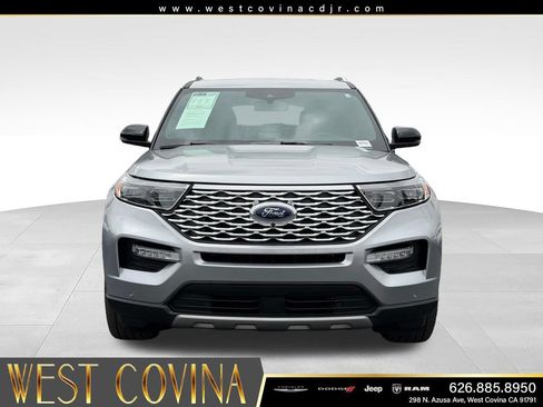 Used 2024 Ford Explorer Platinum w/ Technology Package AWD/4WD image 2