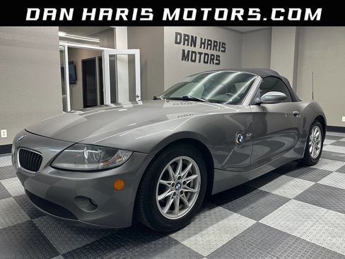 Used 2005 BMW Z4 2.5i image 1