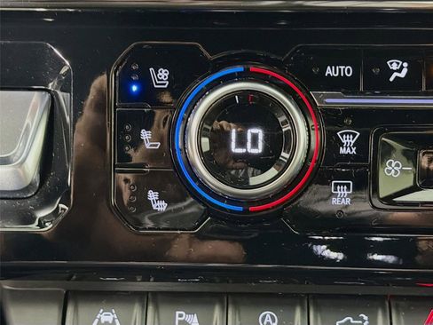 Used 2023 GMC Sierra 1500 AT4 image 21