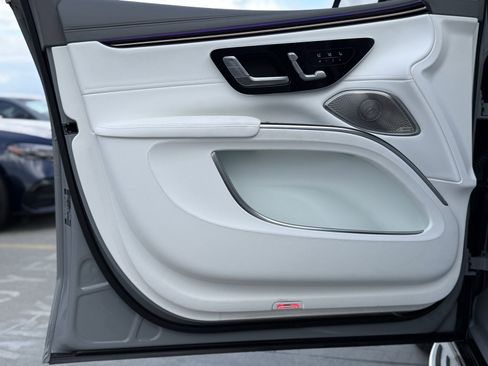 New 2025 Mercedes-Benz Maybach EQS 680 4MATIC image 15