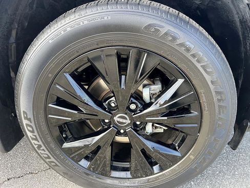 Certified 2023 Nissan Rogue SV w/ SV Premium Package image 12