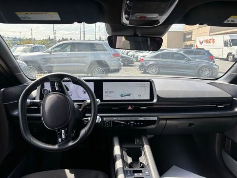 Certified 2024 Hyundai Ioniq 6 Limited RWD image 6