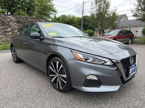 Used 2021 Nissan Altima 2.5 SR w/ SR Premium Package AWD/4WD image 7
