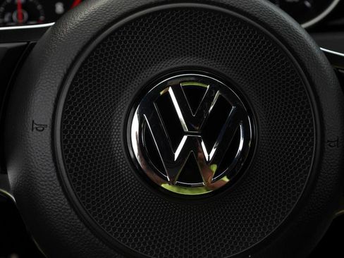 Used 2020 Volkswagen GTI S image 65