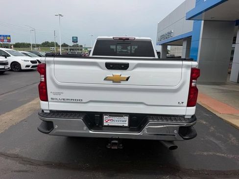 Used 2024 Chevrolet Silverado 2500 LT AWD/4WD image 6