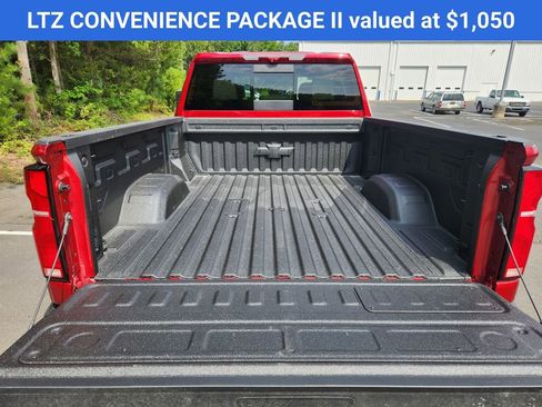New 2025 Chevrolet Silverado 3500 LTZ w/ LTZ Plus Package AWD/4WD image 7