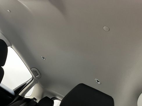 Used 2023 Honda HR-V LX image 10