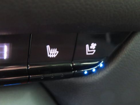 Used 2022 Chevrolet Blazer RS w/ Enhanced Convenience Package image 10