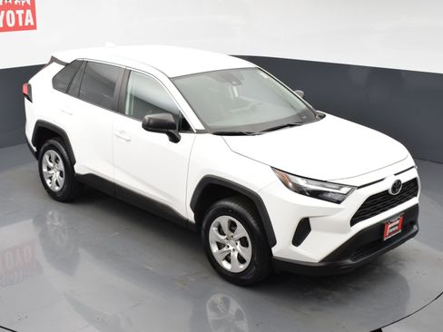 Used 2023 Toyota RAV4 LE FWD image 21