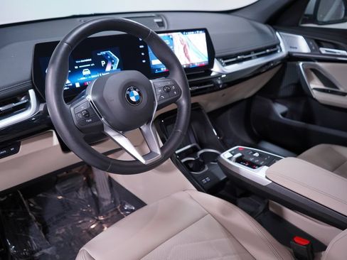 Used 2024 BMW X1 xDrive28i w/ Convenience Package AWD/4WD image 6