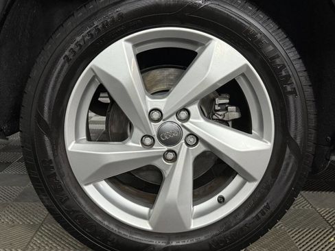 Used 2020 Audi Q3 2.0T Premium w/ Convenience Package image 22
