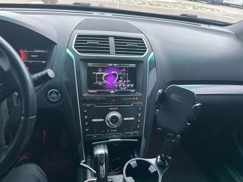 Used 2016 Ford Explorer Sport w/ Equipment Group 401A image 3