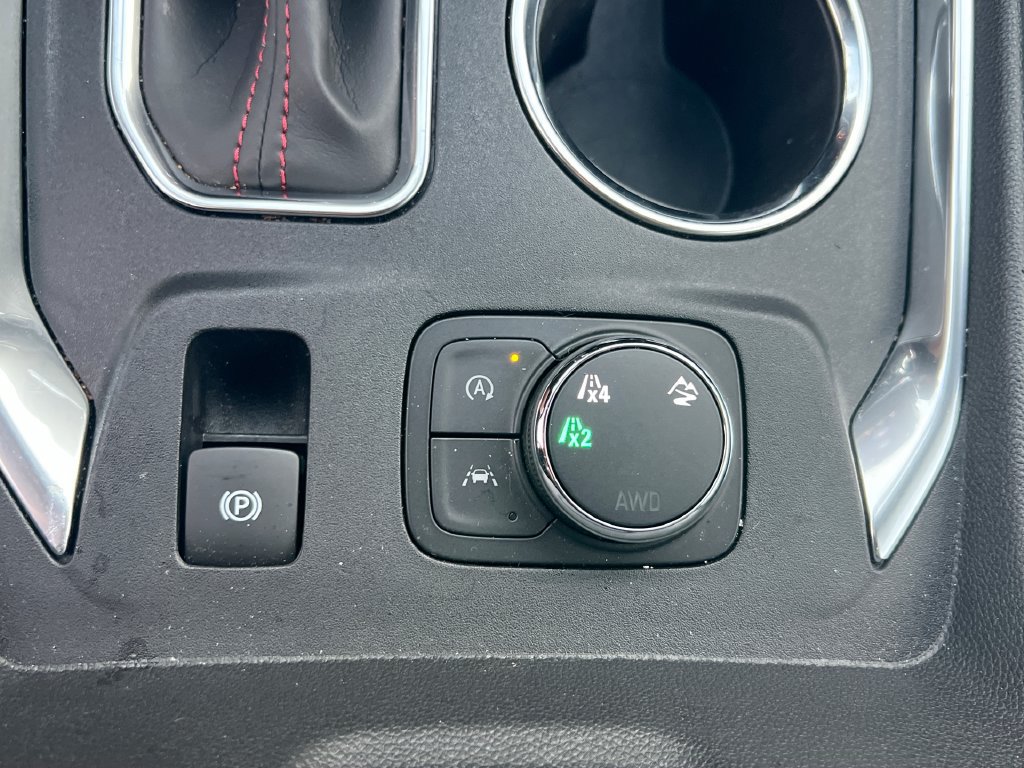 Used 2023 Chevrolet Traverse RS AWD/4WD image 26