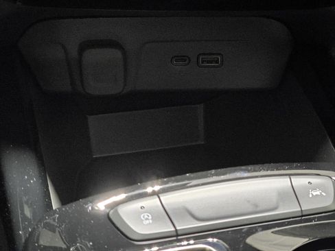 New 2026 Chevrolet Trax ACTIV w/ Driver Confidence Package image 27