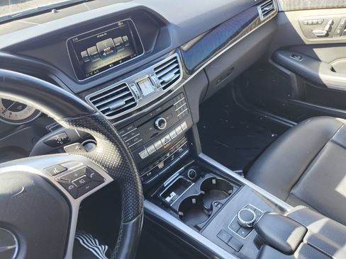 Used 2016 Mercedes-Benz E 350 Sedan image 30