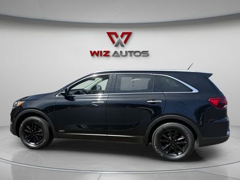 Used 2020 Kia Sorento LX w/ LX I4 Convenience Package AWD/4WD image 2
