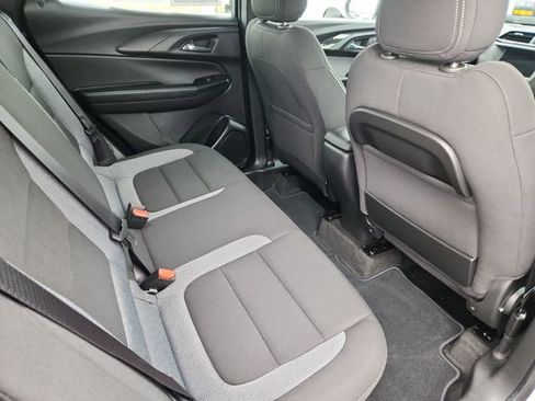 Used 2023 Chevrolet TrailBlazer LS image 27