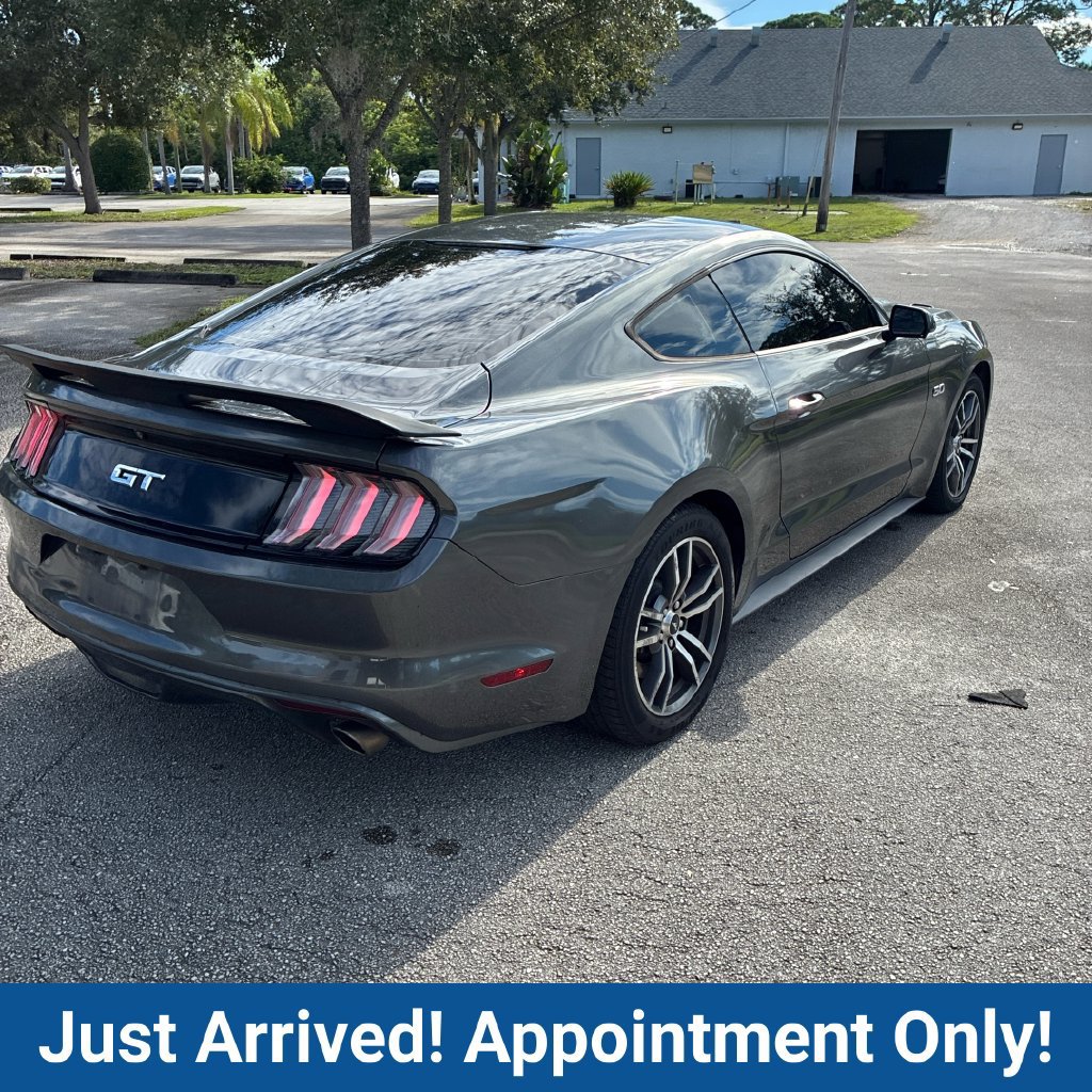 Used 2016 Ford Mustang GT RWD image 7