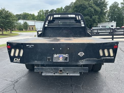 Used 2020 RAM 3500 Tradesman w/ Chrome Appearance Group AWD/4WD image 7