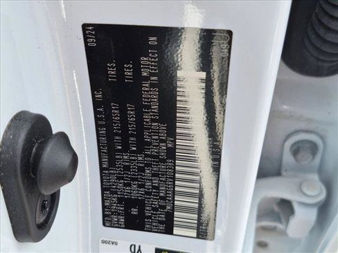 Used 2024 Toyota Corolla Cross LE FWD image 15