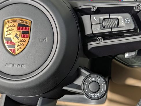 New 2026 Porsche Cayenne Coupe AWD/4WD image 39