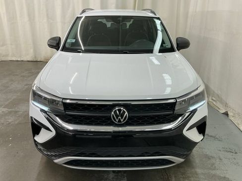 Used 2022 Volkswagen Taos S AWD/4WD image 10