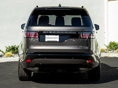 Certified 2025 Land Rover Discovery Dynamic SE AWD/4WD image 8