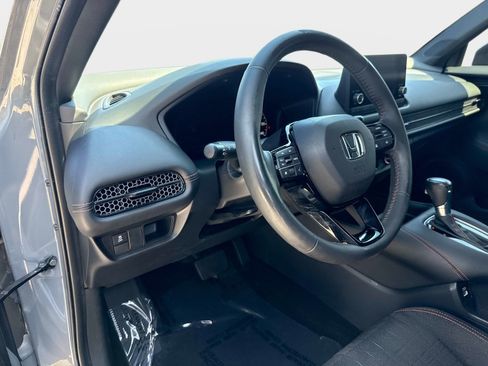 Used 2023 Honda HR-V Sport image 18