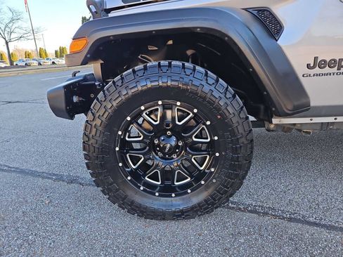 Used 2020 Jeep Gladiator Sport w/ Quick Order Package 24S image 14