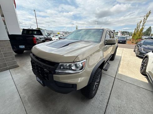 Used 2022 Chevrolet Colorado ZR2 AWD/4WD image 7