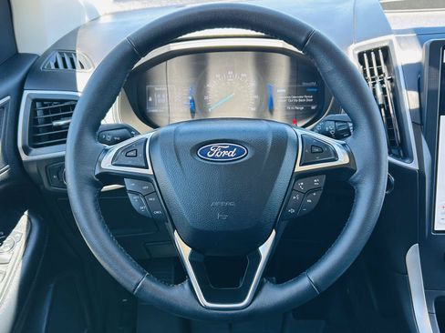 Used 2024 Ford Edge SEL w/ Convenience Package AWD/4WD image 17