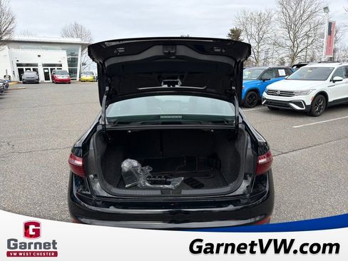 Used 2025 Volkswagen Jetta GLI Autobahn image 30