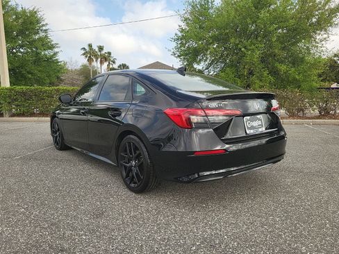 Used 2022 Honda Civic Sport image 4