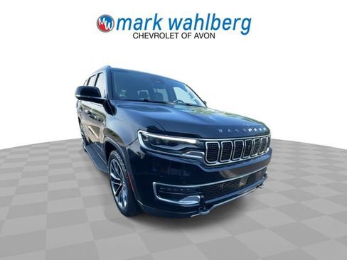 Used 2022 Jeep Wagoneer Series II w/ Convenience Group I AWD/4WD image 6