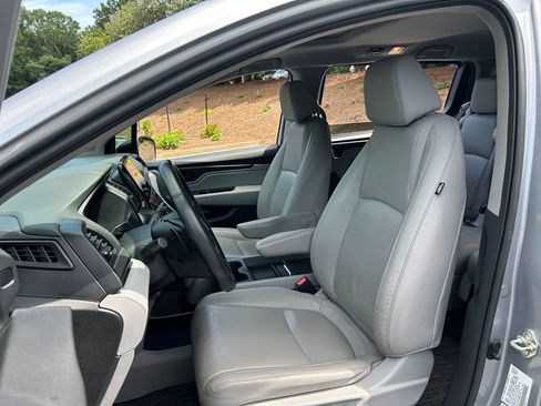 Used 2021 Honda Odyssey EX-L image 34