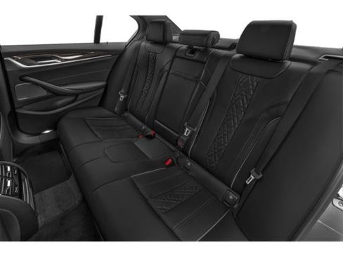 Used 2021 BMW M550i xDrive w/ Executive Package AWD/4WD image 16