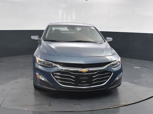Used 2024 Chevrolet Malibu LT image 2