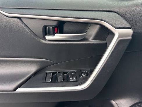 Certified 2025 Toyota RAV4 XLE FWD image 14