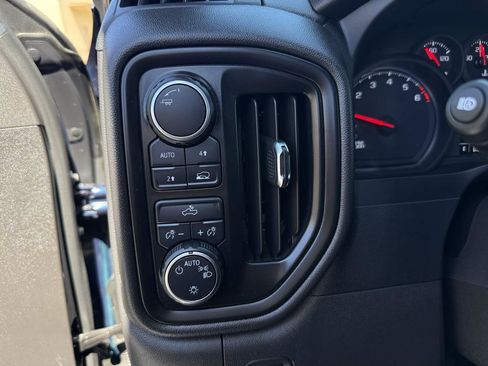 Used 2023 Chevrolet Silverado 1500 Custom AWD/4WD image 13